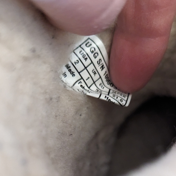 Uggs, classic brown leather, 2 - Picture 5 of 5